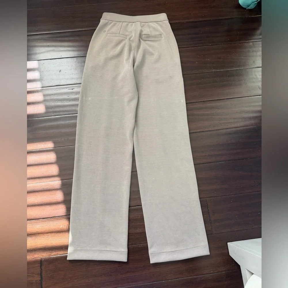 Lululemon Softstreme Pintuck Mid-Rise Pant XXXS/TTP